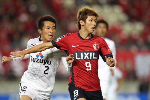 大迫勇也を村松大輔