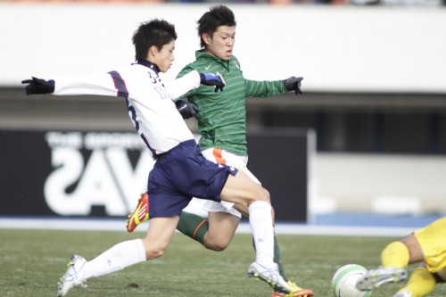 2012.12.31 第91回全国高校サッカー選手権1回戦　青森山田（青山） 1（4PK2）1 野洲（滋賀）