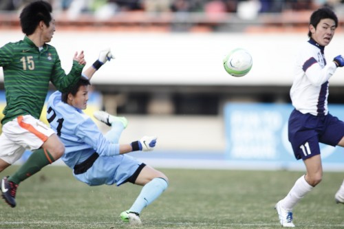 2012.12.31 第91回全国高校サッカー選手権1回戦　青森山田（青山） 1（4PK2）1 野洲（滋賀）