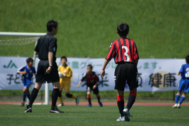 「1人制審判」の導入から、現場でジャッジするお父さん審判員は何を思う?