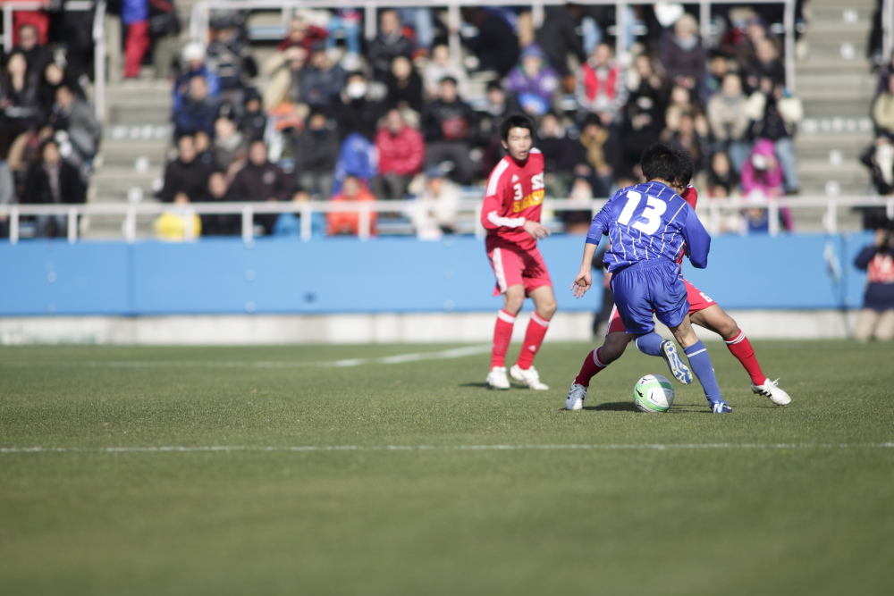 13 1 2 第91回全国高校サッカー選手権2回戦 佐賀商業 佐賀 1 0 実践学園 東京b 写真 鷹羽康博 サッカーキング