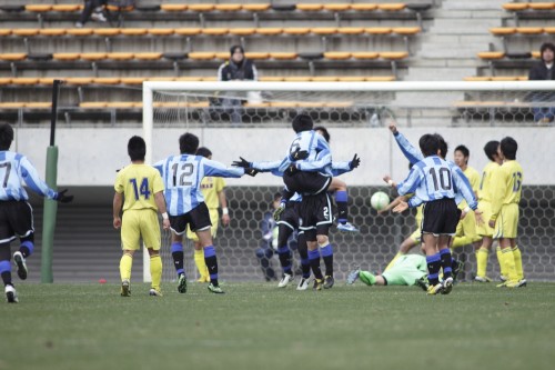 2013.1.5 第91回全国高校サッカー選手権準々決勝　立正大淞南（島根） 1-3 鵬翔（宮崎）