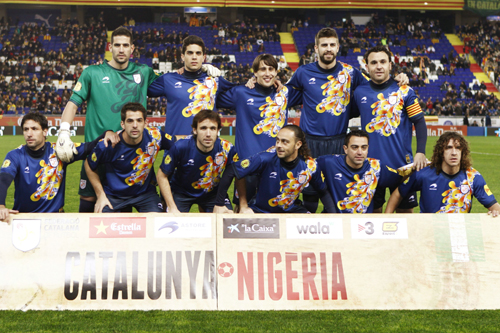 クライフ率いるカタルーニャ選抜がナイジェリアと親善試合 バルサ勢9人出場 サッカーキング