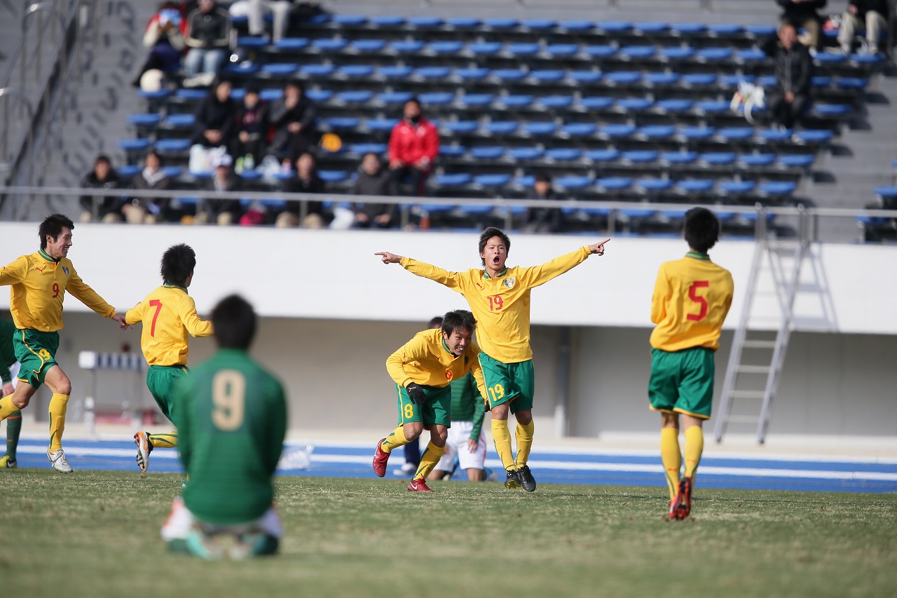 2013.1.3 第91回全国高校サッカー選手権3回戦　星稜（石川） 2-0 青森山田（青森）