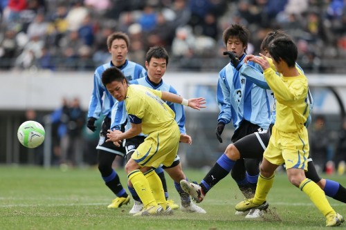 2013.1.5 第91回全国高校サッカー選手権準々決勝　立正大淞南（島根） 1-3 鵬翔（宮崎）