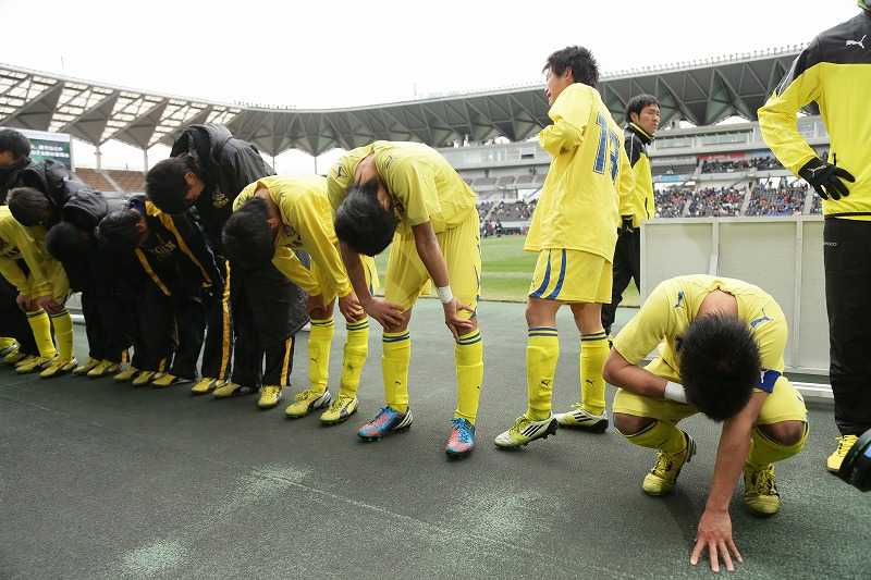 2013.1.5 第91回全国高校サッカー選手権準々決勝　立正大淞南（島根） 1-3 鵬翔（宮崎）