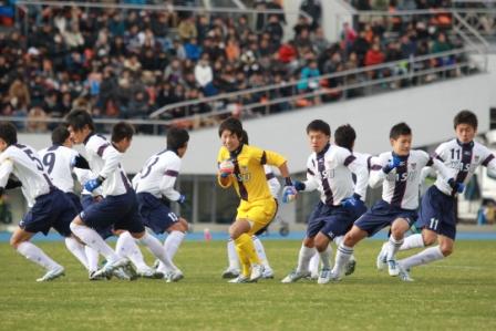 2012.12.31 第91回全国高校サッカー選手権1回戦　青森山田（青山） 1（4PK2）1 野洲（滋賀）