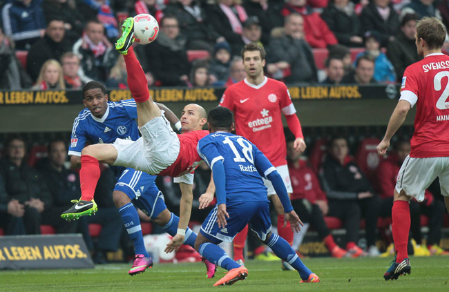 2013.2.16 ブンデスリーガ第22節 マインツ 2－2 シャルケ