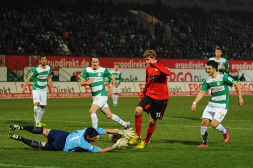 2013.2.24 ブンデスリーガ第23節 グロイター・フュルト 0－0－ レヴァークーゼン