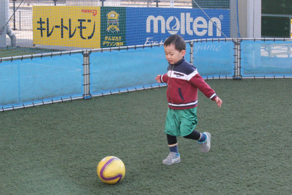 ボールひとつあれば親子で一緒に楽しめる!幼少期から始めておきたいコーディネーション