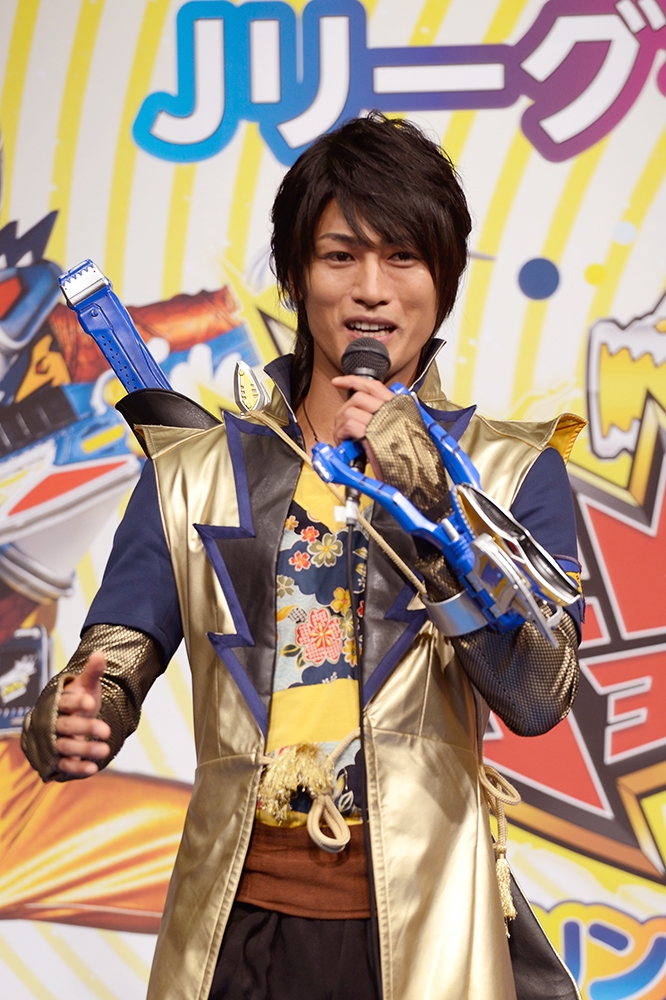 2013.6.24 Jリーグクラブ・獣電戦隊 キョウリュウジャー コラボレーション発表会見