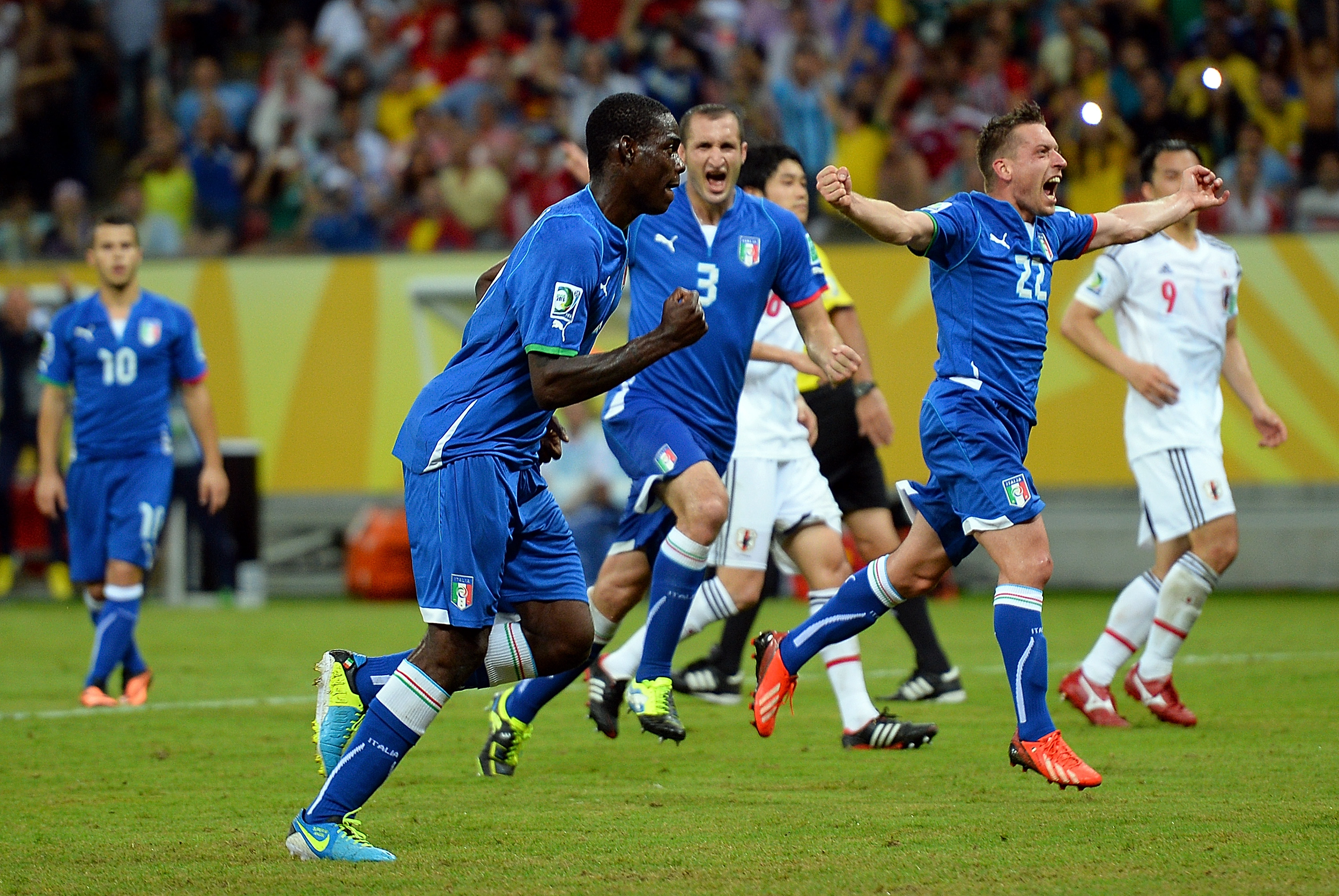 日本が激闘の末 イタリアの前に敗戦 コンフェデ杯敗退が決定 サッカーキング