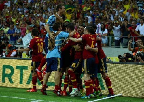 Spain v Italy: Semi Final - FIFA Confederations Cup Brazil 2013