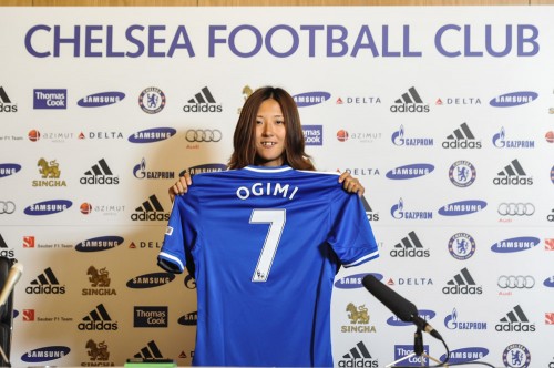 2013.8.2 大儀見優季、チェルシー入団会見