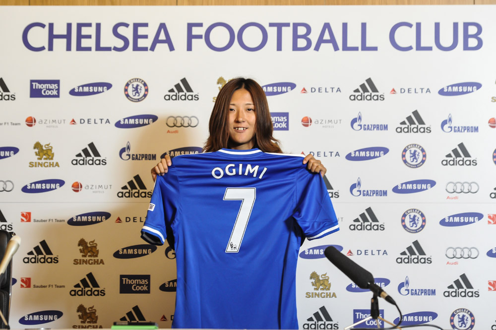 2013.8.2 大儀見優季、チェルシー入団会見