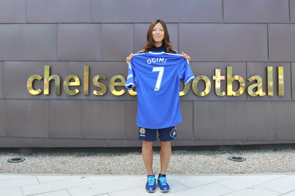 2013.8.2 大儀見優季、チェルシー入団会見