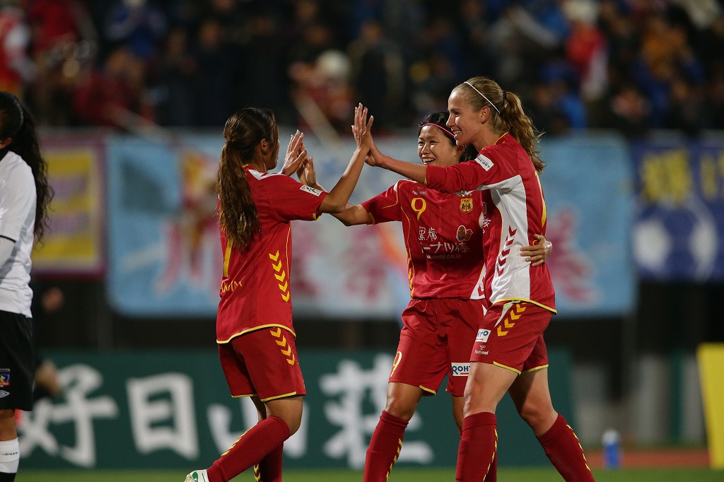 2013.12.4INAC_COLO_06