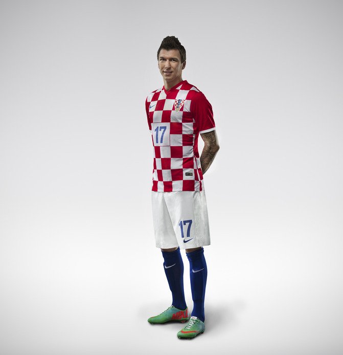 クロアチア代表の新ユニフォーム発表 新旧の要素を融合させたデザイン サッカーキング