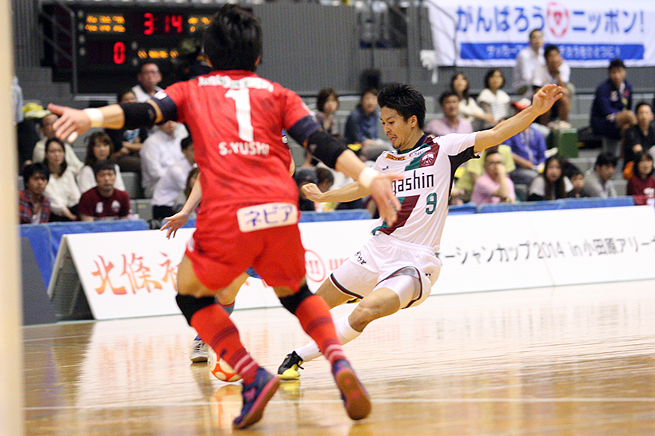 Fリーグ オーシャンカップ2014 大会初日……リーグ新参入のすみだが北海道を一蹴