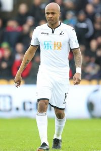 アンドレ・アイェウ