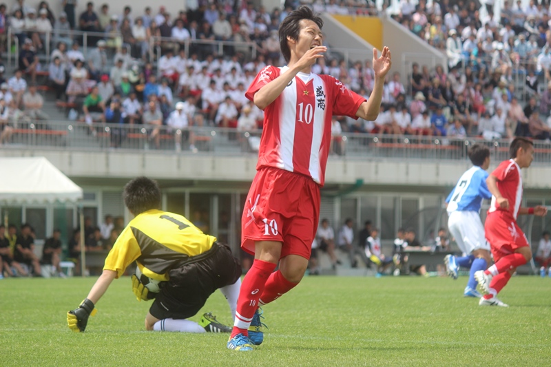 インハイ決めた名門 盛商の背番号10根子裕将 盛商の10番は重い サッカーキング