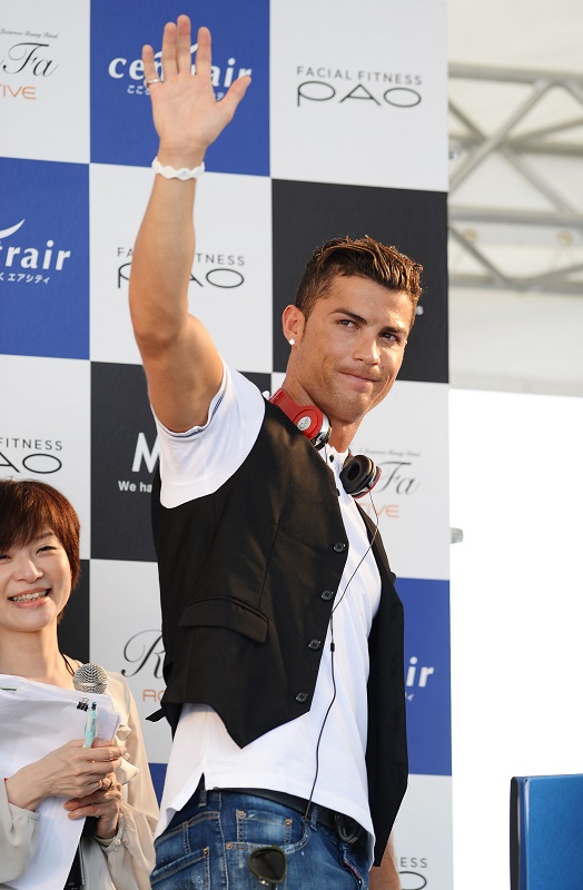 Christiano Ronaldo Visits Nagoya