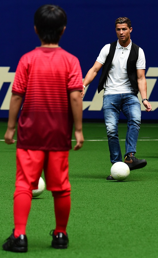 Christiano Ronaldo Visits Nagoya