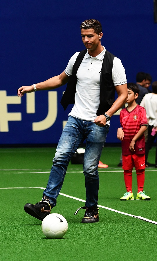 Christiano Ronaldo Visits Nagoya