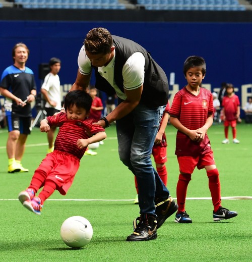 Christiano Ronaldo Visits Nagoya