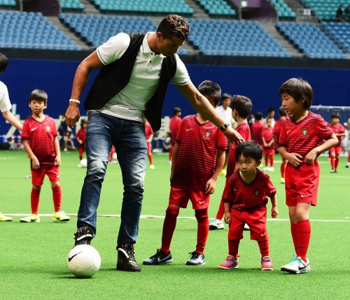 Christiano Ronaldo Visits Nagoya