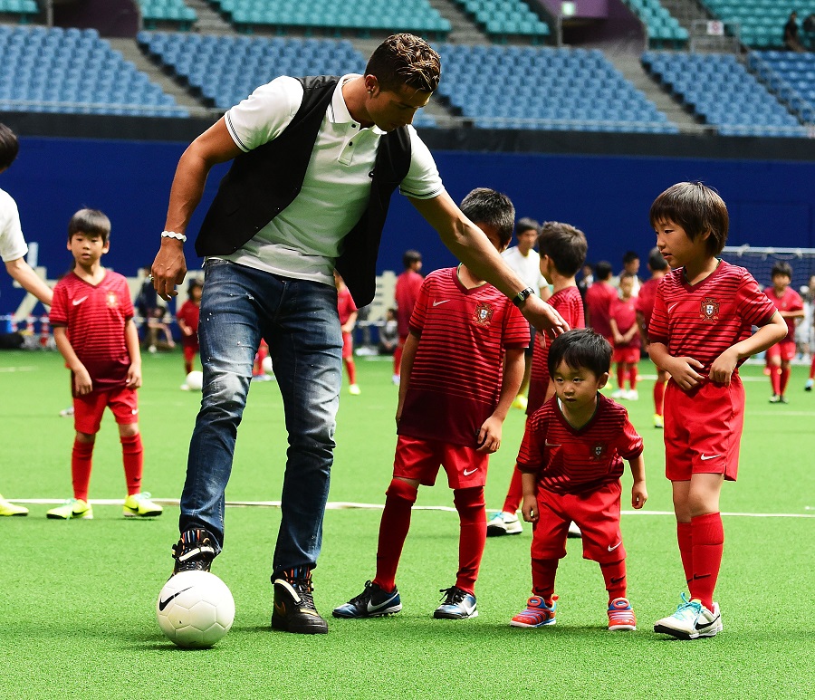 Christiano Ronaldo Visits Nagoya