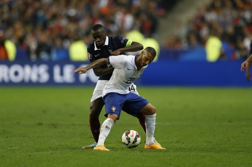 France_Portugal_141011_0005_