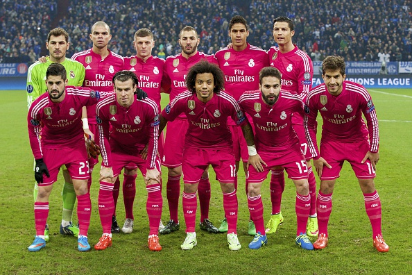 なぜレアル マドリードはピンク色のユニフォームでclシャルケ戦に挑んだのか サッカーキング