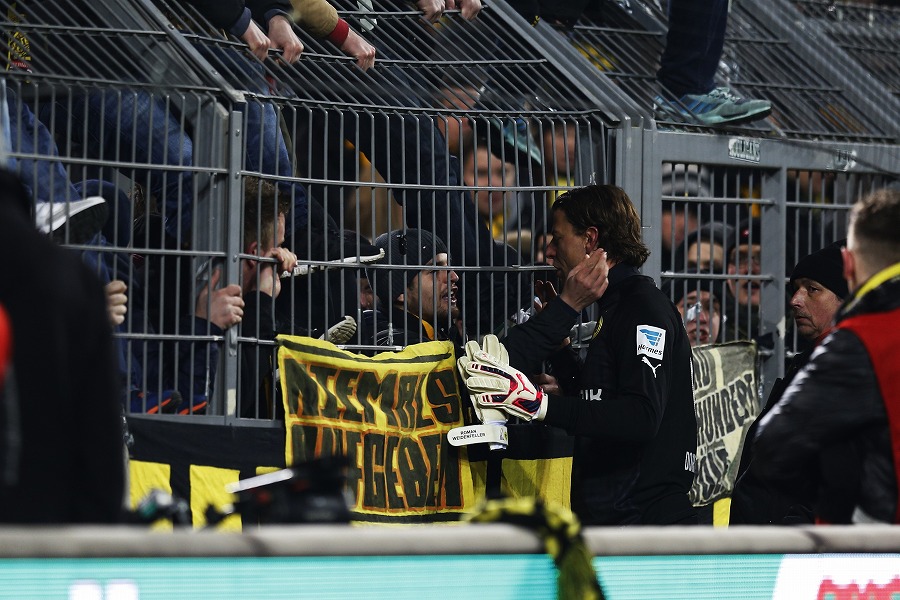 Dortmund_Augsburg_150204_0011_