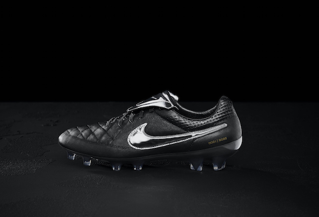 Sp15_FB_WE_TIEMPO_LEGEND_TOTTI_side_profile_original