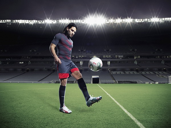 Radamel Falcao wears PUMA's new evoSPEED 1.3_Q2_06