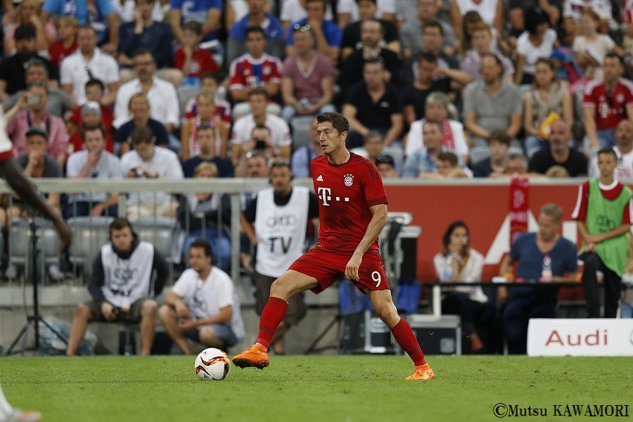 BayernM_ACMilan_150804_0002_