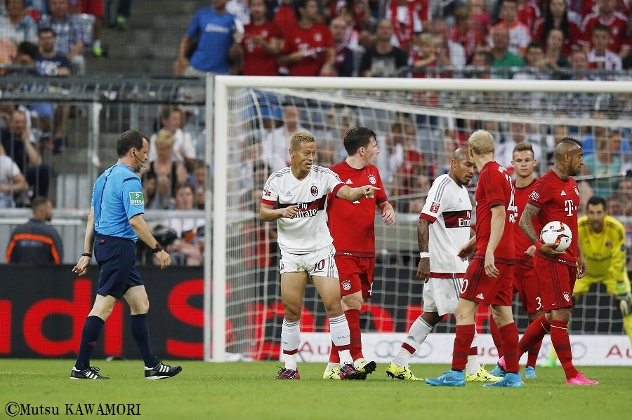 BayernM_ACMilan_150804_0005_