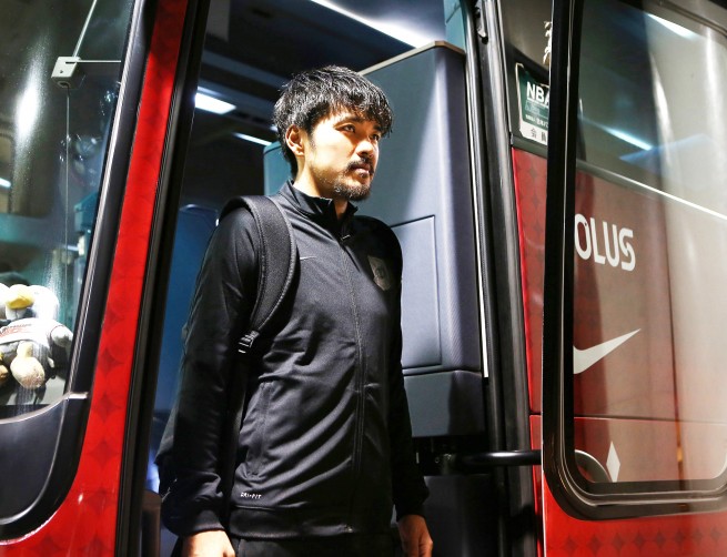 ナイキが浦和のトラックジャケットスーツを発表 10月3日発売開始 サッカーキング