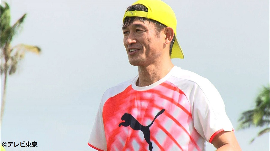 三浦知良が新シーズンへ意欲…49歳、プロ31年目に「一分一秒でもいいから長くピッチに」 | サッカーキング