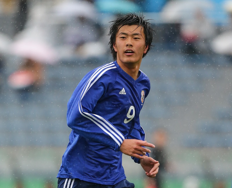 小川航基