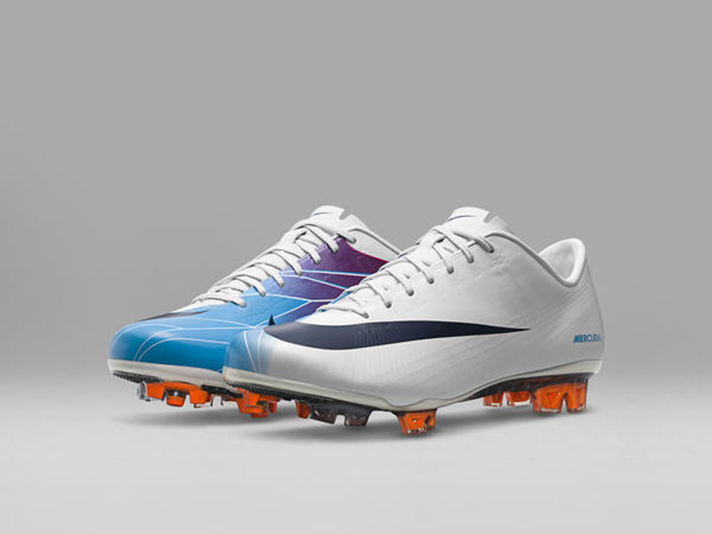 ナイキマーキュリアルにカラフルな新作「What the Mercurial」が登場