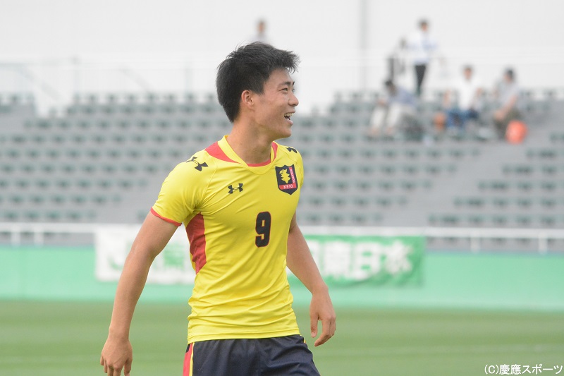 慶應大、1年半ぶりに“早慶戦”を制す…田中健太が2ゴールの活躍