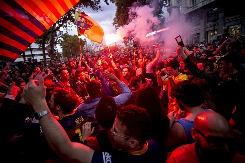 Barcelona fans celebrate the La Liga title