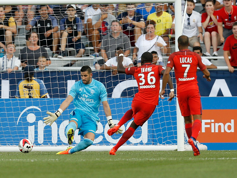 力強いドリブルから先制ゴールを決めたイコネ（36番）　[写真]＝Getty Images