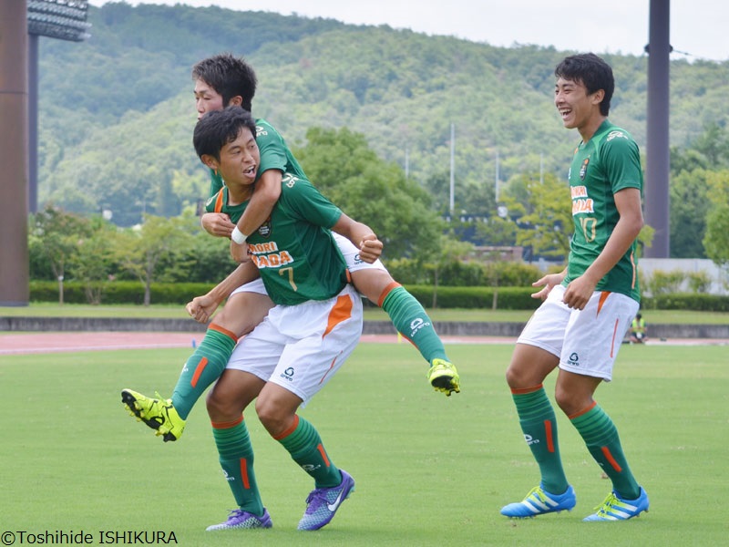 ゴールへの欲を見せた郷家友太…2戦10発、青森山田の攻撃を支える2年生アタッカー