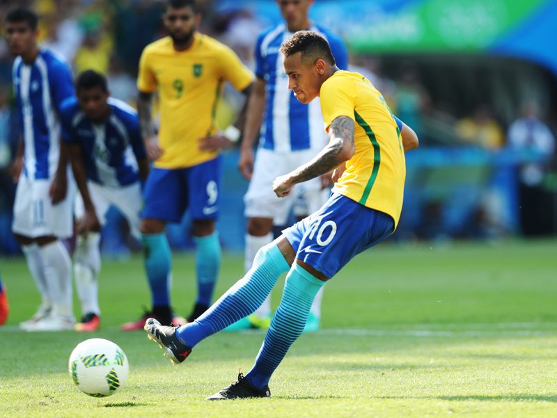 写真・6枚目】ネイマールが開始15秒弾…ブラジルが圧巻6発、初の五輪
