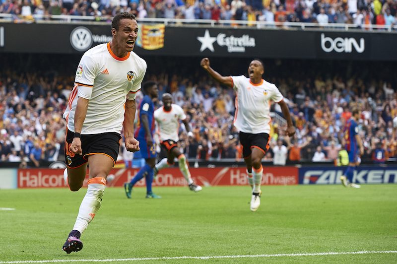 Valencia CF v FC Barcelona - La Liga