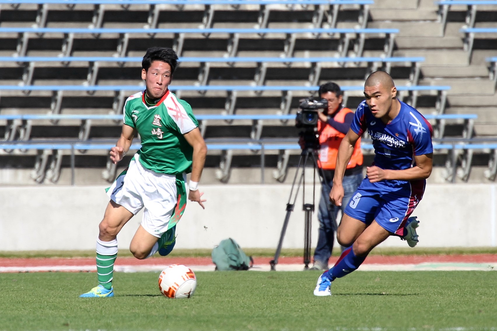 甲斐のライバル対決 山梨学院に軍配 韮崎mf村松が魅せるも惜しくも及ばず サッカーキング