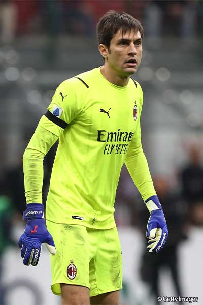 チプリアン・タタルシャヌのプロフィール画像